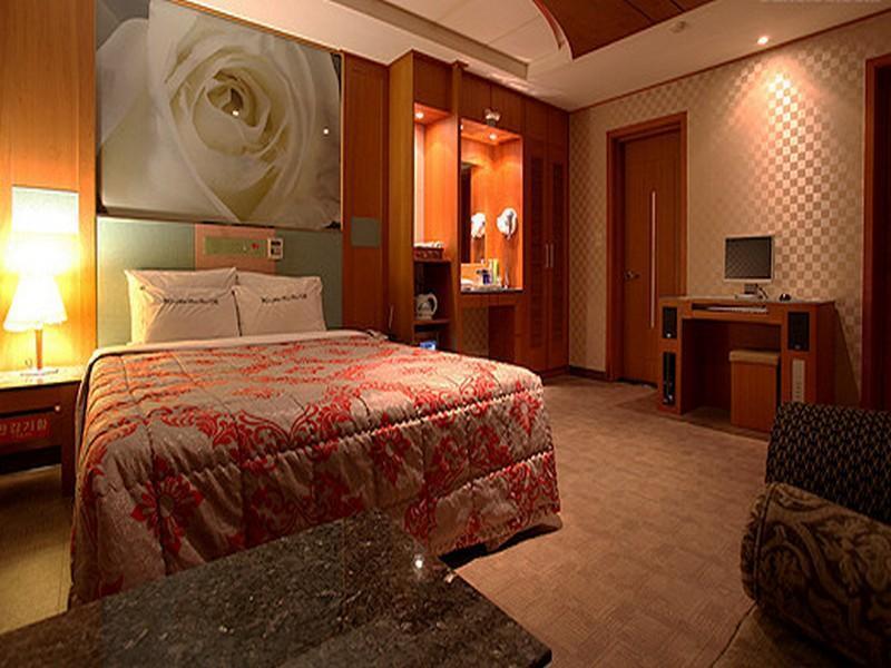 Rampart Hotel Suwon Eksteriør billede
